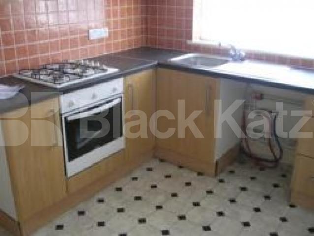 			2 Bedroom, 1 bath, 1 reception Flat			 Colney Hatch Lane, MUSWELL HILL N10